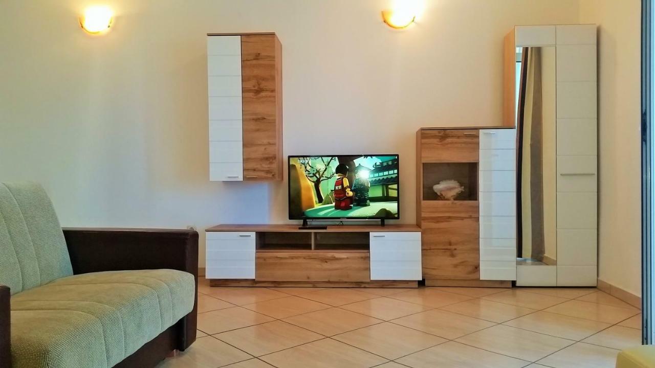 Obala Apartment & Studios Malinska Dış mekan fotoğraf